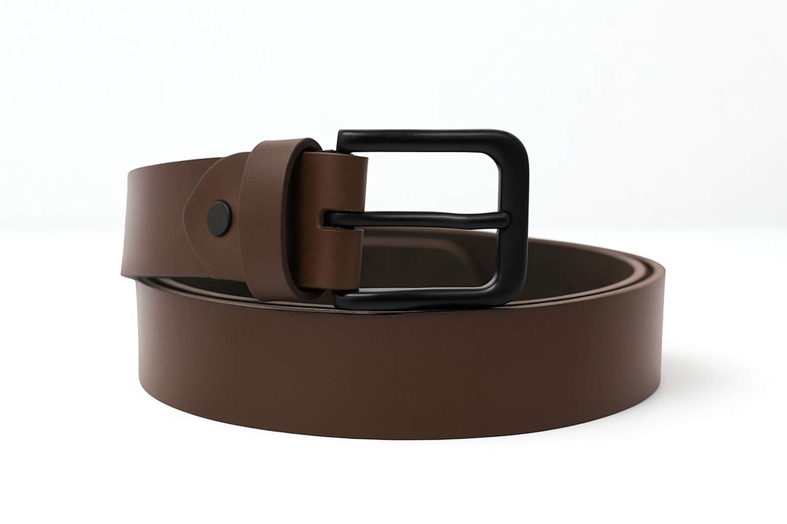 Slim 1.3 cm Leather Belts – Elegant. Minimal. Timeless.